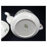 Carrigaline Pottery Co. Ireland Clover Pattern Teapot & Plate Set