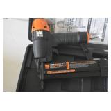 WEN 61722K 18-Gauge 2-in-1 Pneumatic 2-Inch Brad Nailer and 1/4-Inch Crown Stapler