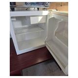 Small Dorm Room Refrigerator