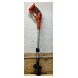 *Black & Decker 40V MAX Cordless String Trimmer LST136 read description