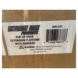 EXTREME MAX BOARDING PLATFORM