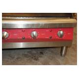 Avantco 177EG30N 30" Countertop 3-Burner Electric Griddle