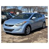 2012 HYUNDAI ELANTRA LIMITED *2 Owner* (NO RESERVE)