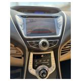 2012 HYUNDAI ELANTRA LIMITED *2 Owner* (NO RESERVE)