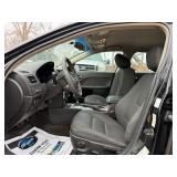 2010 FORD FUSION SE (NO RESERVE)