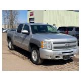 2011 CHEVROLET SILVERADO 1500 LTZ *4x4 | No Accidents Reported* (NO RESERVE)