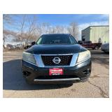 2013 NISSAN PATHFINDER SV *No Accidents Reported | 2 Owner | 137k Miles* (NO RESERVE)