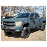 2010 CHEVROLET SILVERADO 1500 LT *4x4 | No Accidents Reported* (NO RESERVE)