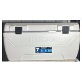Igloo MaxCold 165 Quart Marine Cooler