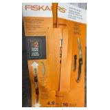 Fiskars Power-Lever Extendable Pole Saw & Pruner