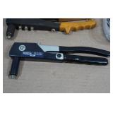 Hand Riveters and Fasteners