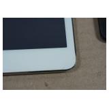 Apple iPad Mini 3 and 4 iPods