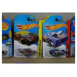 Hot Wheels - City, Showroom, Off-Road, Race, Wheel Loader
