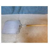 Long Handle Pizza Peels