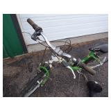 Huffy Green 18 Speed Bike with Extra Seat