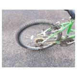 Huffy Green 18 Speed Bike with Extra Seat