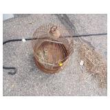 Metal Garden Shepard Pole with Bird Cage