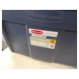 32 Gallon Garbage Can and 31 Gallon Tote