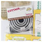 Cottage Cutz Nestled Stitched Scallop Circle Set
