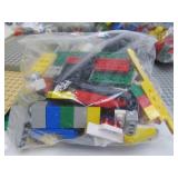 Large Group of Vintage etc LEGO w/Many Figures