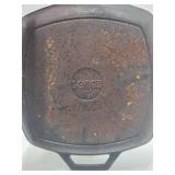 LODGE Cast Iron Square Skillet - 8SGP