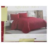 Lenox Full Queen 3 piece quilt set...