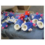 Lot of assorted Squashmallow and Sp...