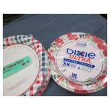 6 Packs of 10" plates...