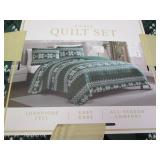 Lenox Full Queen quilt set...