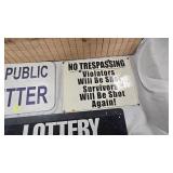Sign Décor Lot