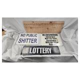 Sign Décor Lot