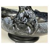 M4 - Roseville Capri Basket - Vintage 1950