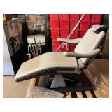 MSRP $5,000 DEXTA MK25X ORAL SURGERY DENTAL CHAIR TATTOO BED, POWERED ADJUSTABLE PROCEDURE CHAIR W/ ARTICULATING BACK, ARMRESTS & HEADREST, ERGONOMIC SURGICAL POSITIONING FOR ORAL SURGERY, DENTAL 