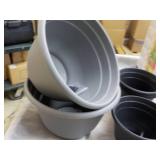 6 Plant Pots - 2 sizes...