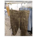 (23) Pairs of Ladies