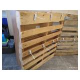 Rustic 3-Panel Pallet Display