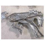 (CNTR) Vintage Ford Mustang / Bronc...