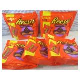 (B-1) 5 Snack Size Bags of Reeses C...