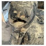 Hide A Bed Loveseat-Upholstry Beautiful Conditon- Small imperfection on arm. See Photos