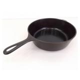 Vintage Wagner 10" Cast Iron Skillet #1088