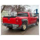 2011 CHEVROLET SILVERADO 1500 LT *4x4 | No Accidents Reported | 146k Miles* (NO RESERVE)