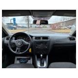 2014 VOLKSWAGEN JETTA S *No Accidents Reported* (NO RESERVE)
