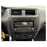 2014 VOLKSWAGEN JETTA S *No Accidents Reported* (NO RESERVE)