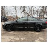 2014 VOLKSWAGEN JETTA S *No Accidents Reported* (NO RESERVE)