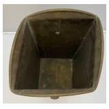 20 1/2" Brass Lion Adorned Umbrella Stand