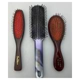 Misc. Vintage Grooming Items Including Shavers, Combs And More