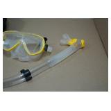 Cressi Adult Rondine Palau Fin Snorkel Set - Fin Size S/M