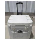 Igloo 52QT Roller Cooler Wheeled Ice Chest Pull Handle Missing Front Latches Read