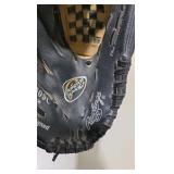 Rawlings Youth Baseball Glove - Black & Tan - 10 Inch