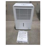 Perfect Aire Portable Dehumidifier Powers On w/ Bucket, Cord, & Manual